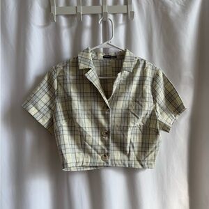 SHEIN Pale Yellow Plaid Short Sleeve Cropped Button-Up Top